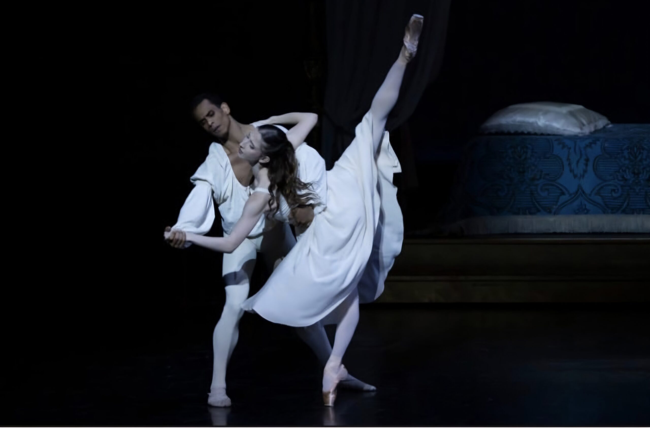 Jack Gasztowtt avec Ines McIntosh Ballet Opéra de Paris